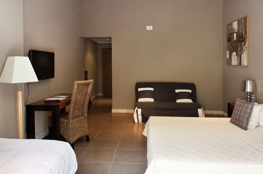 L'Hotellerie Kouros Cuers Room photo